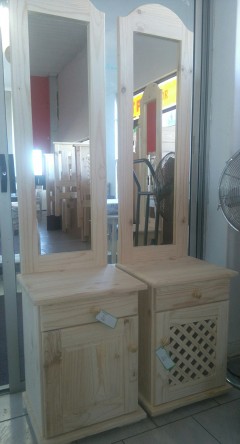 Dresser - Cheval